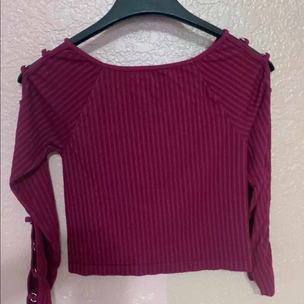 Suzette One Size L/S Wine Color Crop Top